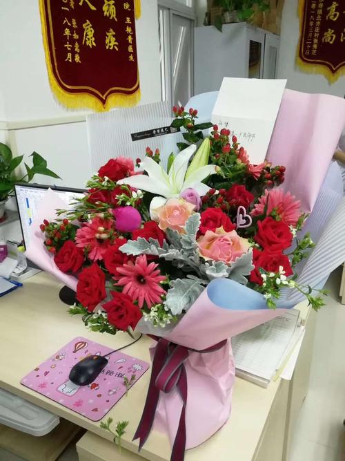孩子生病住院送什么,孩子生病住院送什么花比较好