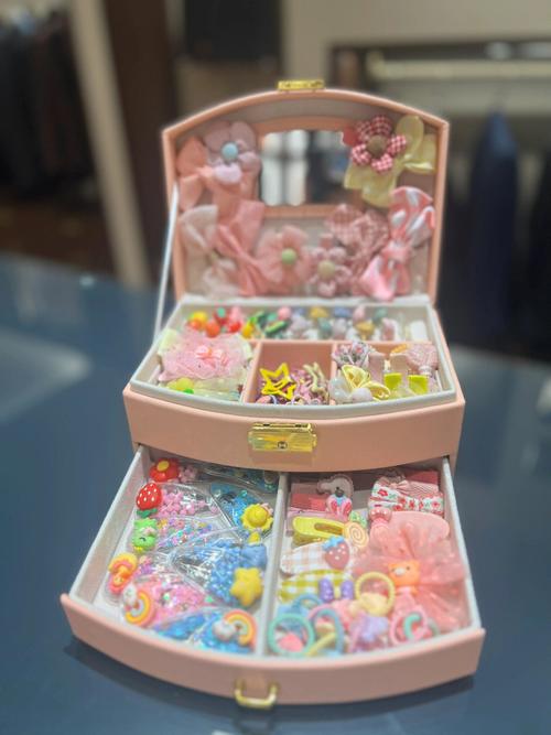 小女孩子送什么,小女孩子送什么礼物