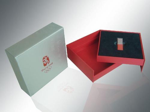 广州商务礼品定制公司,,哪里有礼品包装盒批发?