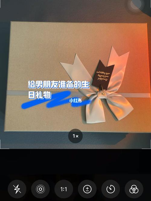 公司送员工的礼物词,公司送员工的礼物词语怎么说,男朋友送礼物到我单位文案?