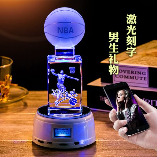 男孩子送什么礼物夏天，成人礼送什么礼物给男孩子