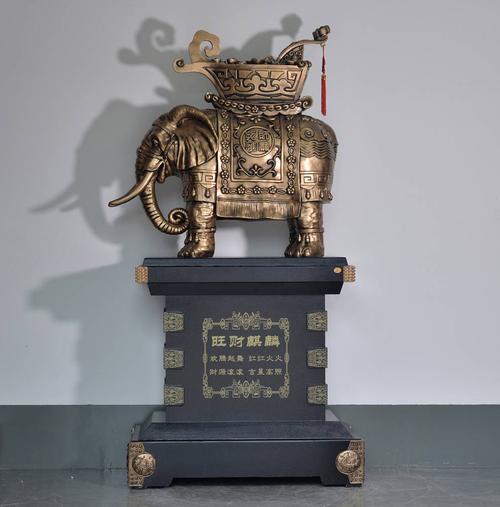 祝贺公司发展要送什么礼物的简单介绍