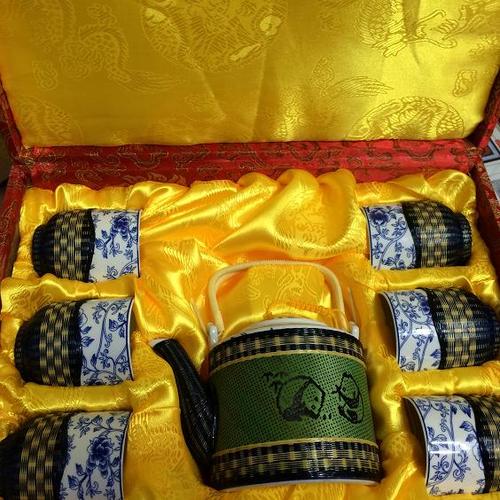 成都礼品团购销售公司,成都礼品团购销售公司有哪些,成都哪里有礼品包装批发店?