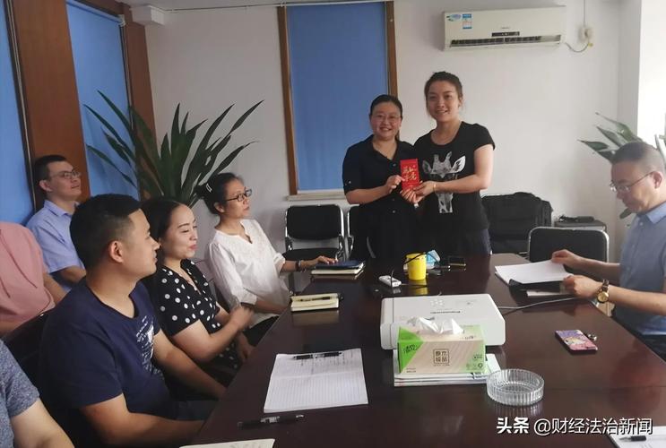 公司产品赠送给员工,公司产品赠送员工会计分录,企业将购入的奖励物品赠送员工,需要缴纳增值税吗?