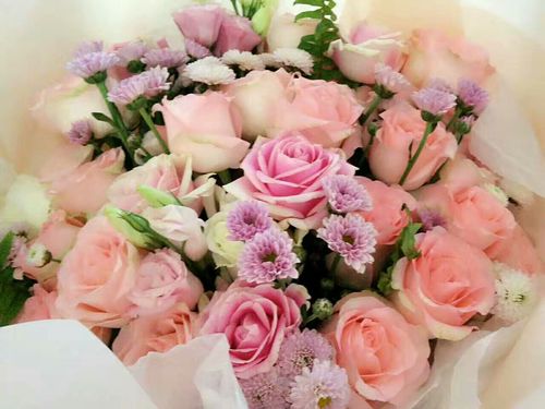 一岁孩子过生日送什么,一岁孩子过生日送什么花
