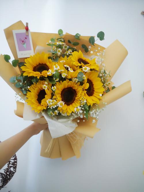 朋友孩子一生日送什么,朋友孩子生日送什么花比较好