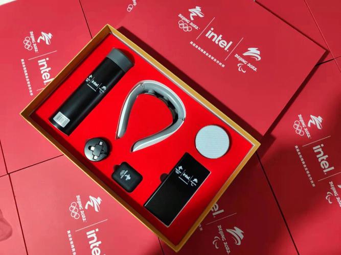 公司年会应该发什么礼品,公司年会发什么礼品拍照好看