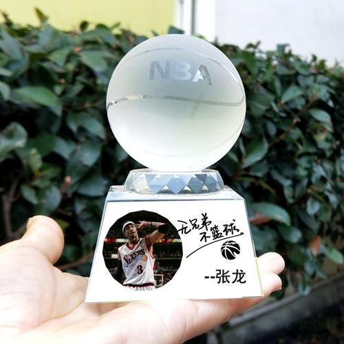 送男孩子篮球有什么讲究吗,喜欢篮球的男孩子喜欢什么礼物