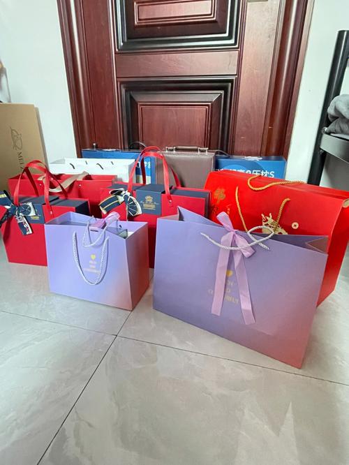 带孩子会叔叔家买什么礼物,叔叔有义务带侄子吗