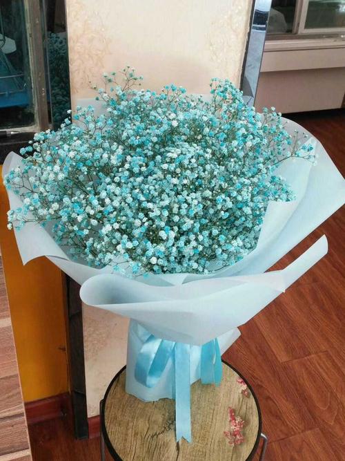 满天星送闺蜜寓意什么,满天星送闺蜜寓意什么意思