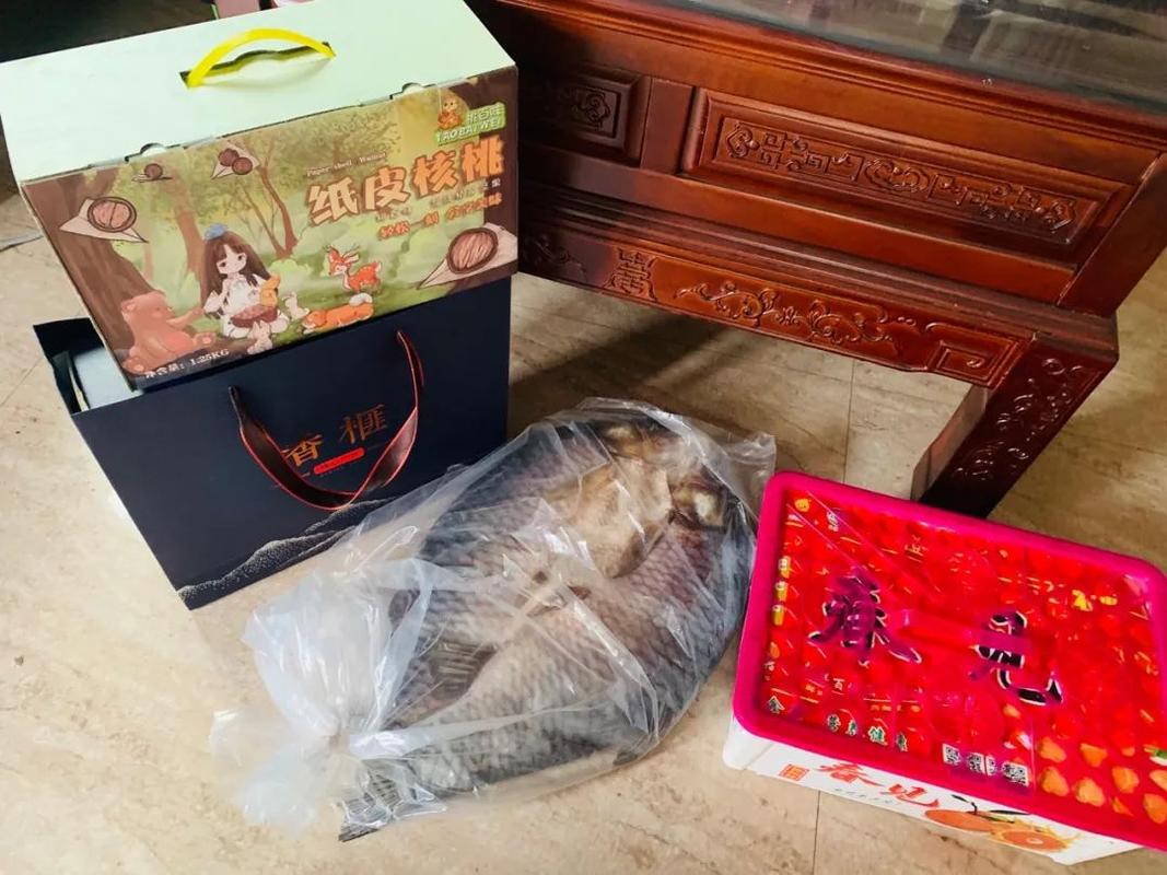 过年公司发什么礼品,公司过年发礼品的说说