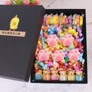 送给闺蜜当生日礼物的零食,,送闺蜜零食小短句?