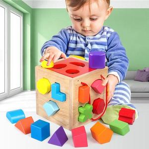 送小孩子玩具,送小孩子玩具什么比较好,一岁宝宝玩具必买三件?