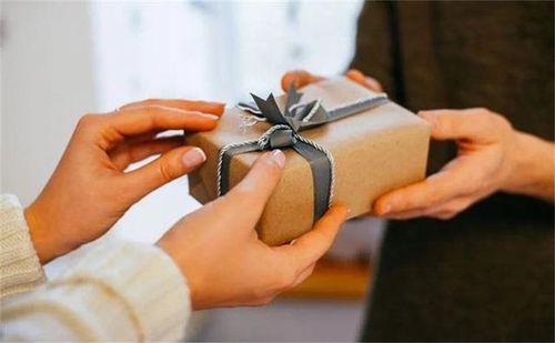 孩子高中需要送礼不,,孩子考上高中要随礼吗?