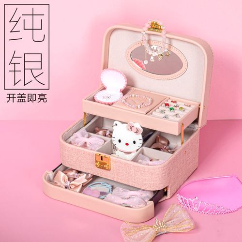 送孩子新年送礼物,,新年礼物排行榜前十名?