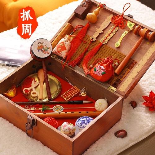 1周小孩子礼物,一周孩子礼物,抓周的时候送礼送什么?