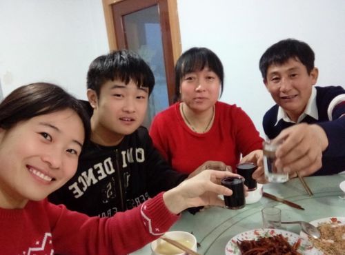 侄子家孩子要带礼物吗,侄子家孩子要带礼物吗怎么说,给小侄子买什么礼物好呢?