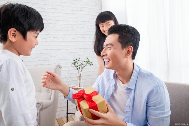侄子家孩子要带礼物吗,侄子家孩子要带礼物吗怎么说,给小侄子买什么礼物好呢?