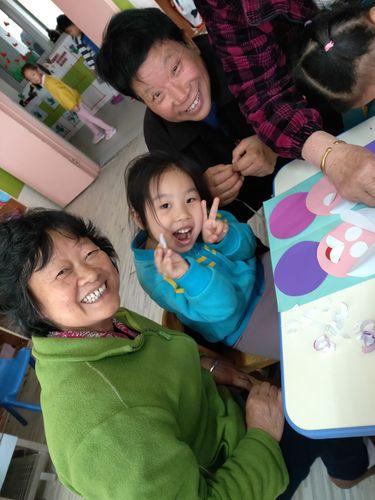 小孩子送外公外婆礼物,小孩子送外公外婆礼物好吗,宝宝周岁姥姥姥爷送什么?