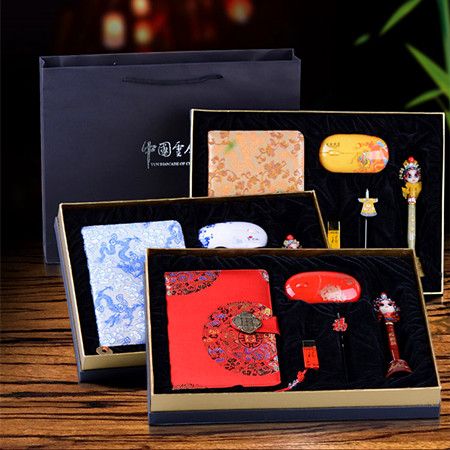 送外国客户中国特色的礼物,送外国客户中国特色的礼物有哪些,欧美人会比较喜欢中国的哪些礼品?