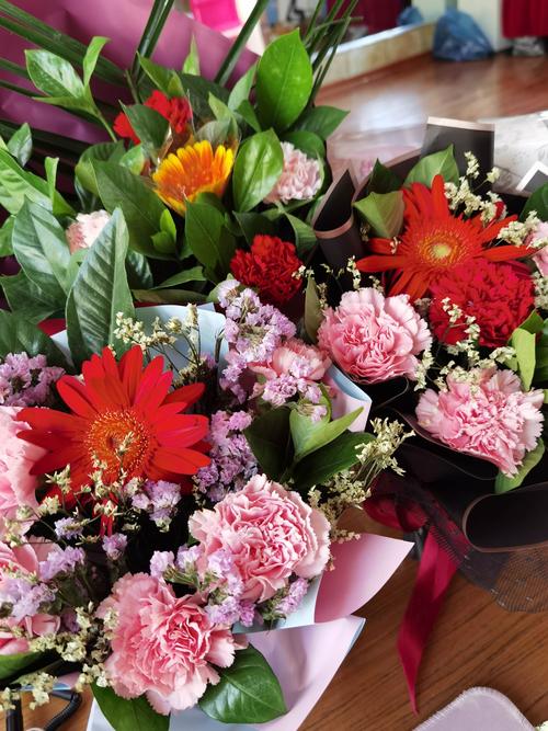 送给老师的教师节花,送给老师的教师节花怎么做,教师节送花要什么花好?