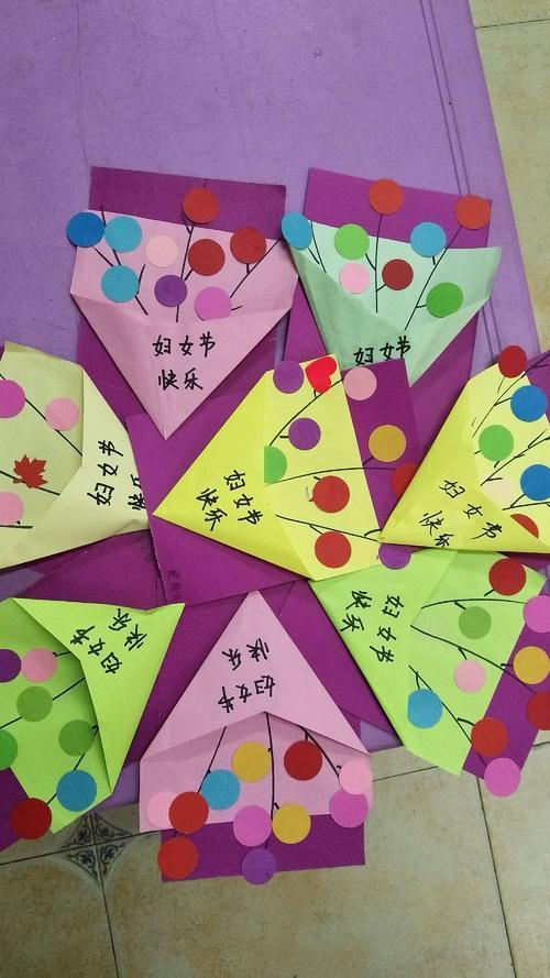 38妇女节送老师啥好，38妇女节送老师什么好，学生38妇女节送什么好？