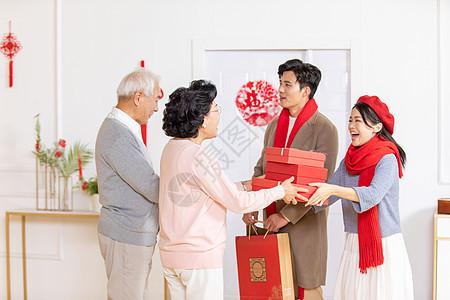 春节送礼送什么给客户，春节送礼送什么给客户好，过年送长辈礼物排行榜？
