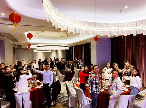 年会送客户什么比较好,,参加客户公司年会需要准备什么?