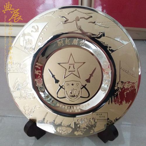 战友聚会礼品，战友聚会礼品定制，去部队看男朋友送他战友什么礼物？