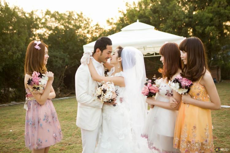 结婚送老婆什么最好,结婚送老婆什么最好呢,波西亚时光和谁结婚好?