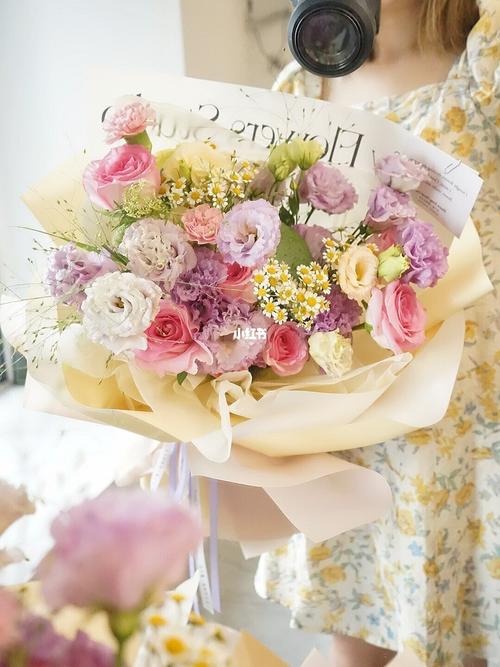 领导老婆过生日送什么花,领导老婆过生日送什么花合适,女领导过生日,送什么好?