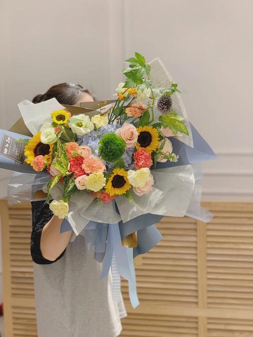 送老师什么花适合,送老师什么花适合男生,送老师鲜花应该送哪种?