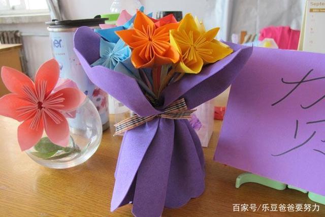 老师生病应该送什么,老师生病应该送什么花,去老师家送礼,求老师给办点事,应该说点什么啊~~急?