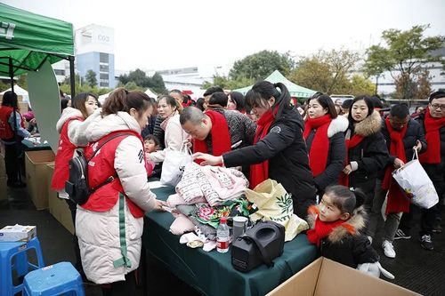 礼品?恢辛?-,,员工家属刚出院,买什么礼品好?