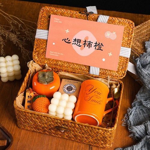女友是老师送什么好呢,女友是老师送什么好呢,女友是老师送什么好呢