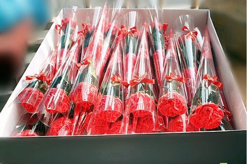 一心一意的礼品,一心一意礼品店旗舰店,一个枣子一条心比喻什么?