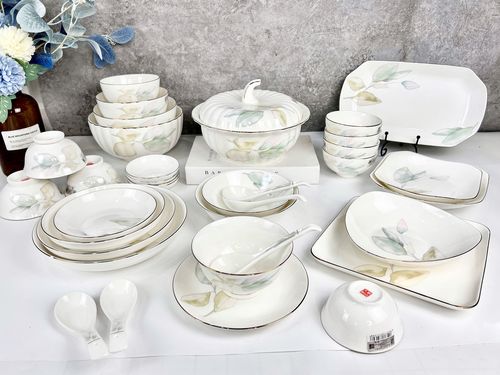 陶瓷礼品定制厂家,陶瓷礼品定制厂家价格,天顺陶瓷在全国排名?