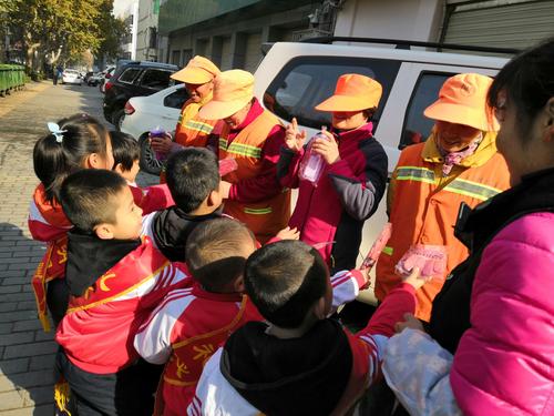 环保主题礼品,环保主题礼品有哪些,送环卫工人温暖的礼物?