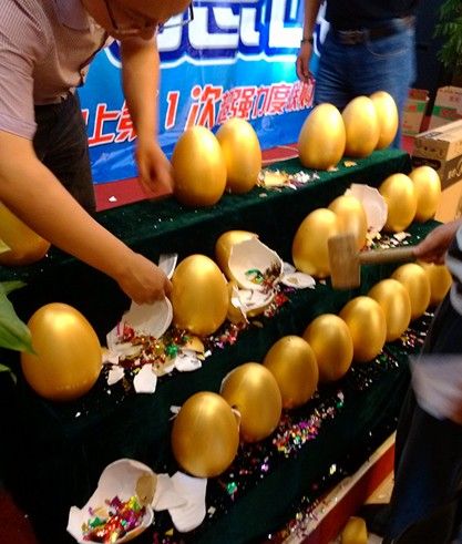 抽奖礼品买什么好，婚礼抽奖礼品买什么好，摆摊砸金蛋可以用什么奖品吸引人？
