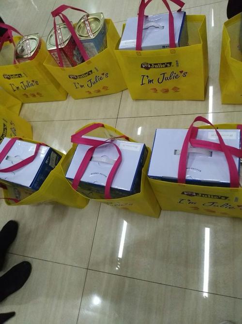 员工发什么礼品，中秋节给员工发什么礼品，企业给员工发福利，什么礼品比较好？