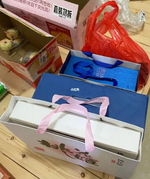 去男朋友家带什么礼品，去男朋友家带什么礼品合适，第一次去男朋友家而且还是过年去，买什么礼物给他家里人呀？