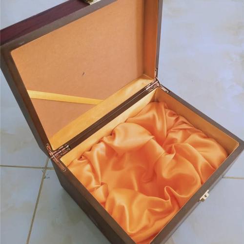 礼品发放配置，礼品发放配置方案，我想开家礼品包装盒厂需要哪些机械​ 全部配置要买新的？