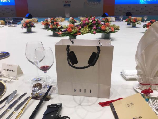 参加晚宴礼品，参加晚宴礼品有哪些，请客吃饭送什么礼物？