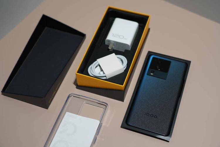 新款礼品推荐,新款礼品推荐图片,iqoo7竞速版有什么礼品?