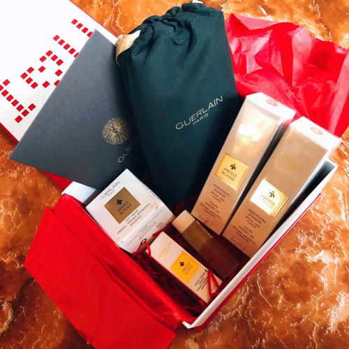 娇兰生日礼物送什么礼品，娇兰生日礼物送什么礼品好，送女生化妆品排行榜前十名？