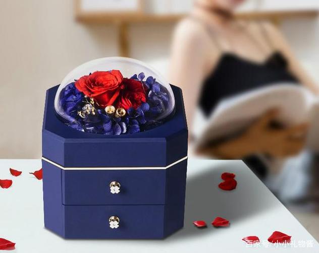 七夕节给朋友送什么礼品,,七夕节都送什么礼物?