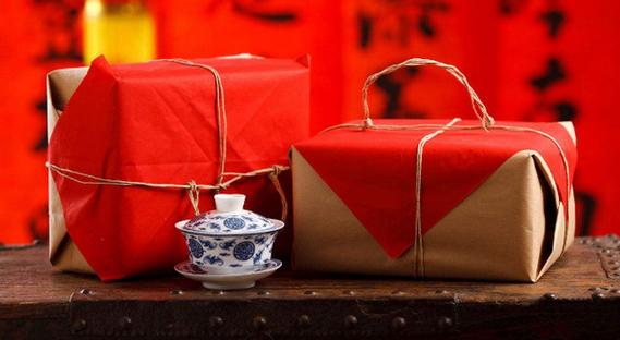 新年给领导送什么礼物,新年给领导送什么礼物合适,过年要给领导送礼吗?送什么比较好?
