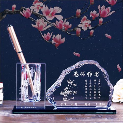 山东油画礼品厂家,山东油画礼品厂家有哪些,男教师节最走心的礼品?