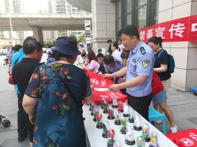 法律宣传小礼品,法律宣传小礼品有哪些,法律有没有规定有奖活动的奖品最高价值多少?