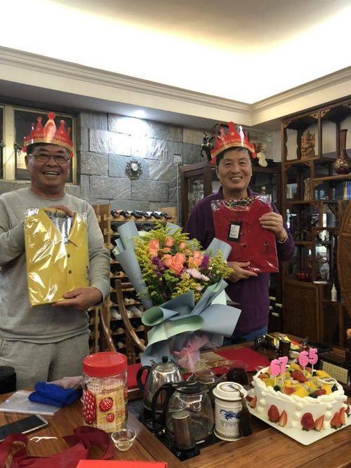 大哥生日送什么礼物好,大哥生日送什么礼物好50岁,大哥大嫂生日礼物送什么好?